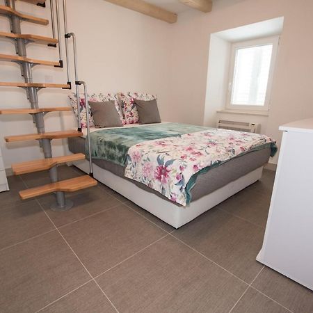 Sun Apartment Дубровник Екстериор снимка