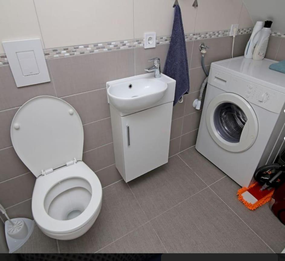 Sun Apartment Дубровник Екстериор снимка