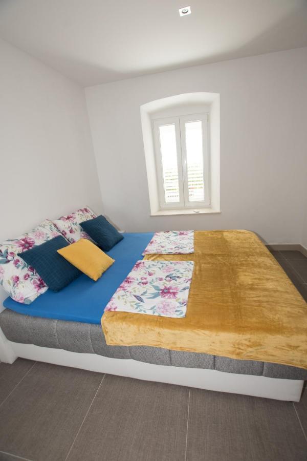 Sun Apartment Дубровник Екстериор снимка